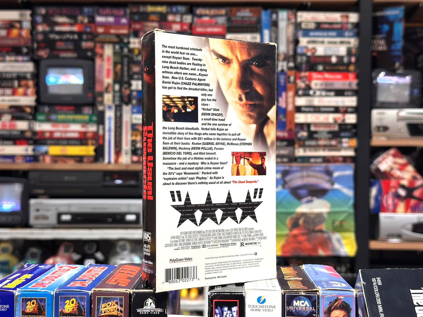 VHS ビデオテープ 輸入盤 ユージュアル・サスペクツ The Usual Suspects ケヴィン・スペイシー 海外版 USA アメリカ ビデオ 紙ジャケ