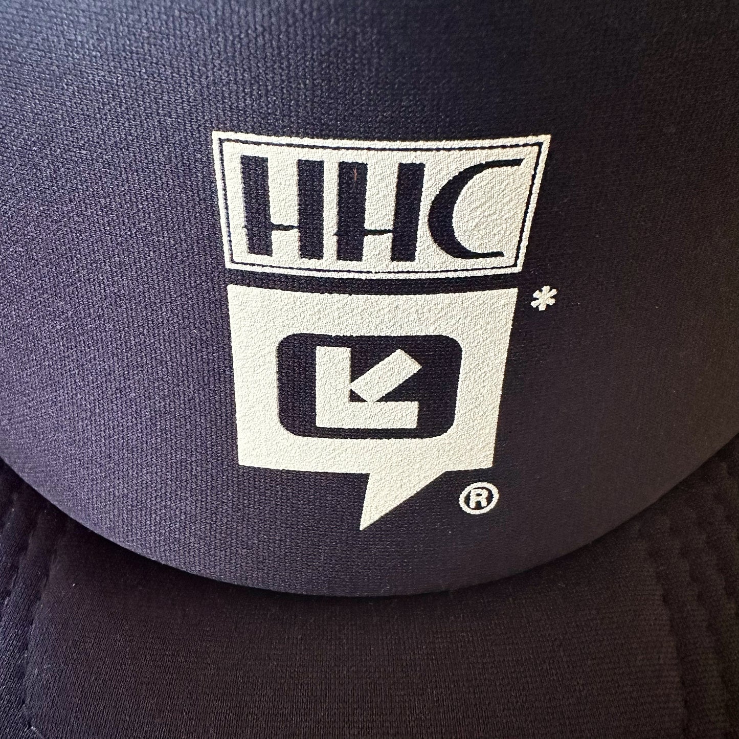 CAP「HHC 髭髭倶楽部」 x 「LIPIT-ISCHTAR」コラボ メッシュキャップ higehigeclub リピト・イシュタール hhc OTTO ネイビー