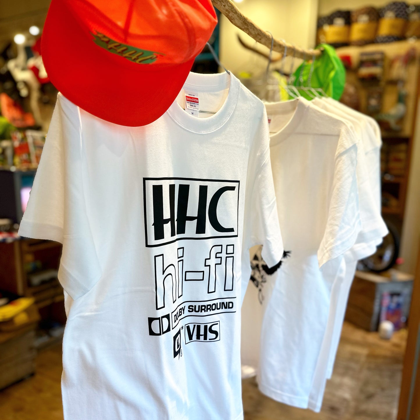 「HHC 髭髭倶楽部」 x 「LIPIT-ISCHTAR」コラボTシャツ higehigeclub リピト hhc