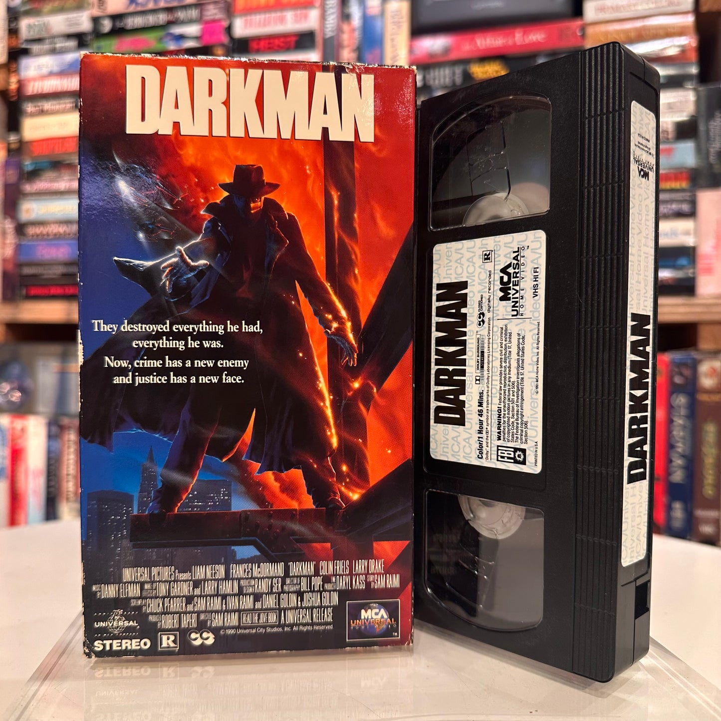 VHS ビデオテープ 輸入盤 DARKMAN ダークマン 海外版 USA アメリカ ビデオ 紙ジャケ