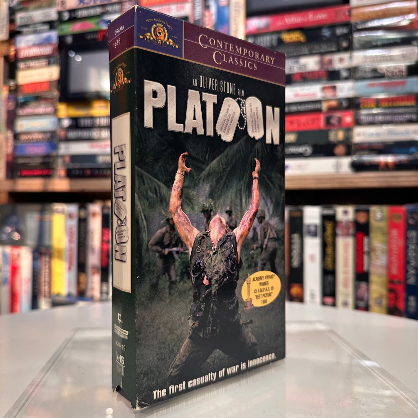 VHS ビデオテープ 輸入盤 PLATOON プラトーン 海外版 USA アメリカ ビデオ 紙ジャケ