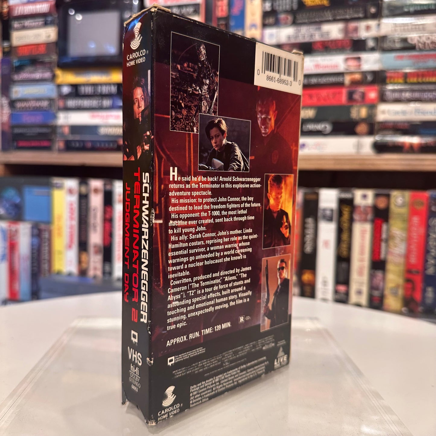 VHS ビデオテープ 輸入盤 TERMINATOR 2 ターミネーター2 海外版 アーノルド・シュワルツェネッガー USA アメリカ ビデオ 紙ジャケ
