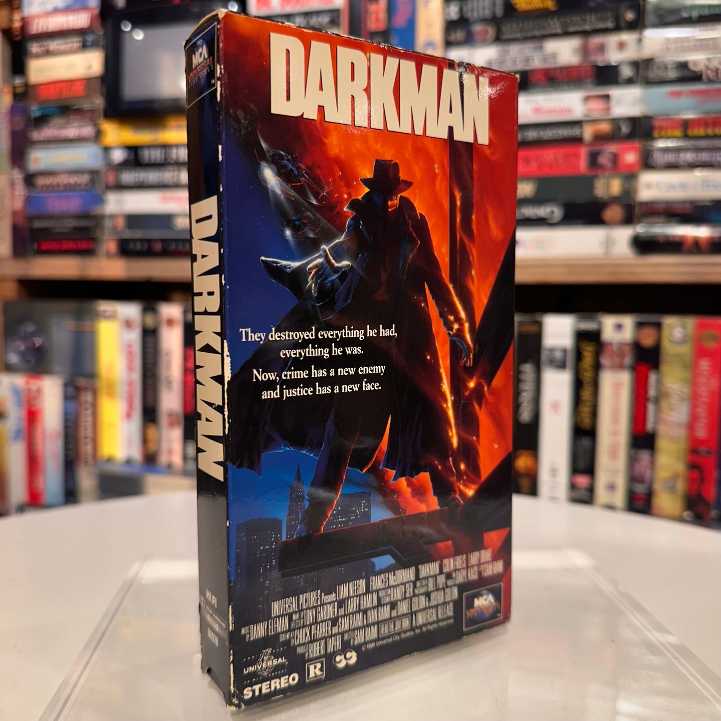 VHS ビデオテープ 輸入盤 DARKMAN ダークマン 海外版 USA アメリカ ビデオ 紙ジャケ