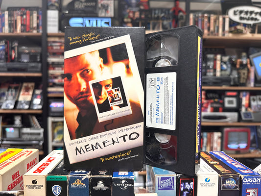 VHS ビデオテープ 輸入盤 メメント Memento 海外版 USA アメリカ ヴィンテージ クリストファー・ノーラン ビデオ 紙ジャケ